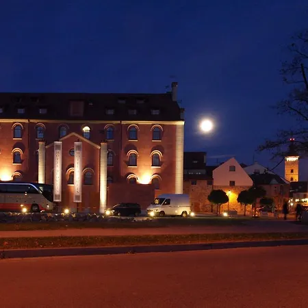 Отель Hotel Budweis