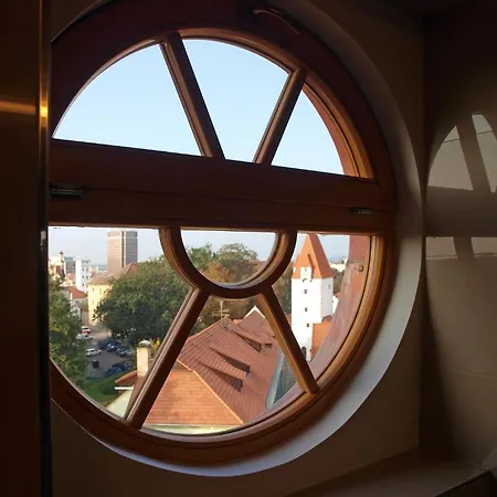 Hotel Budweis 4*