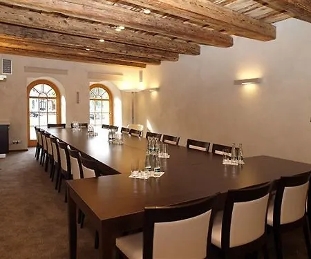 Hotel Budweis Отель
