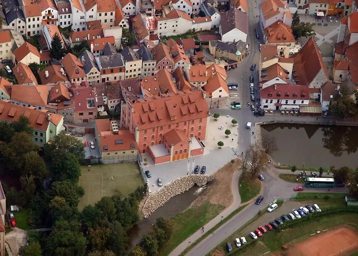 Hotel Budweis Отель Ческе-Будеёвице