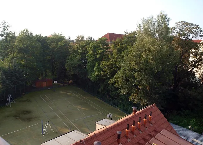 Hotel Budweis Отель 4*