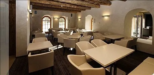 Hotel Budweis 4*